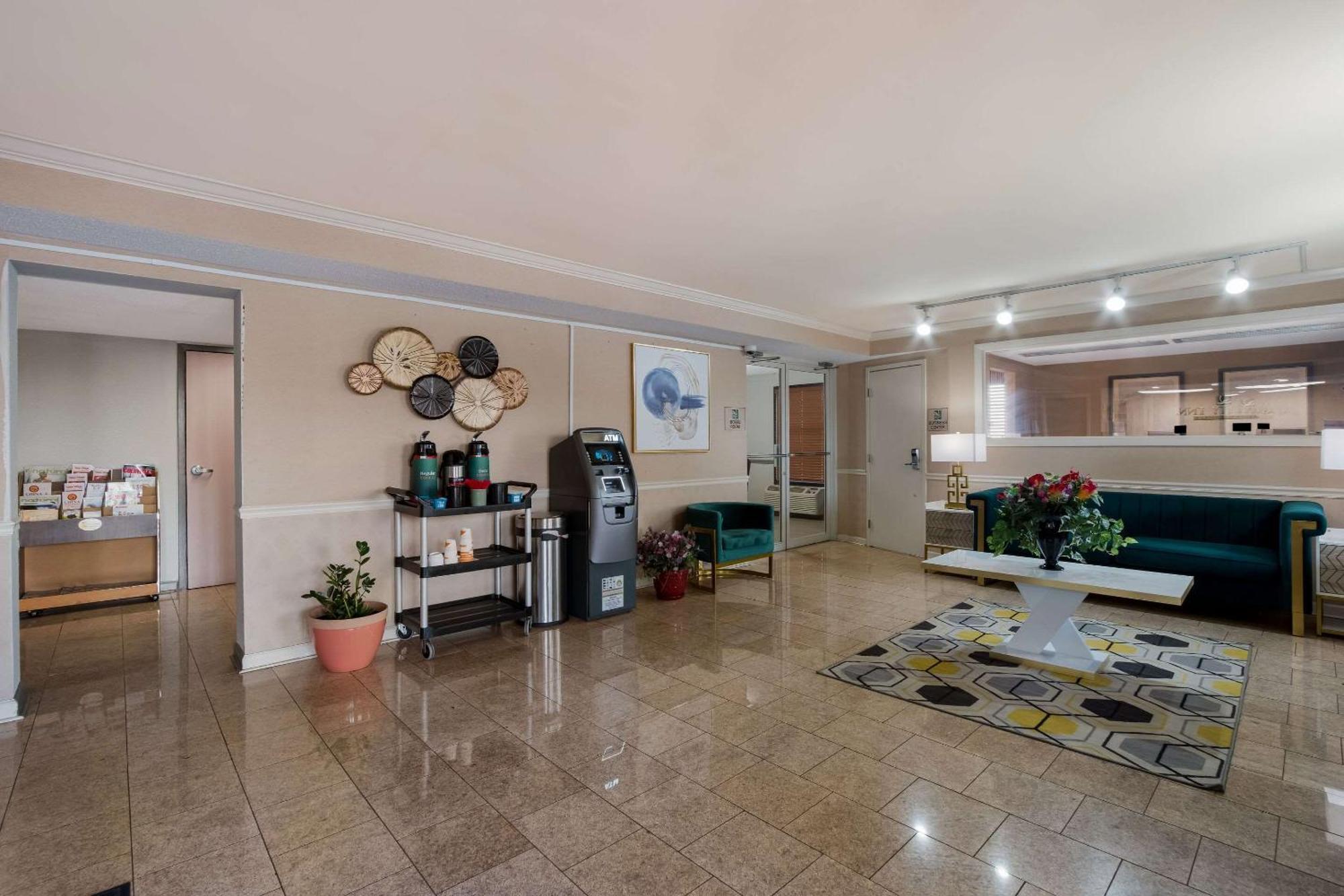 Quality Inn Fort Jackson Columbia Exterior photo